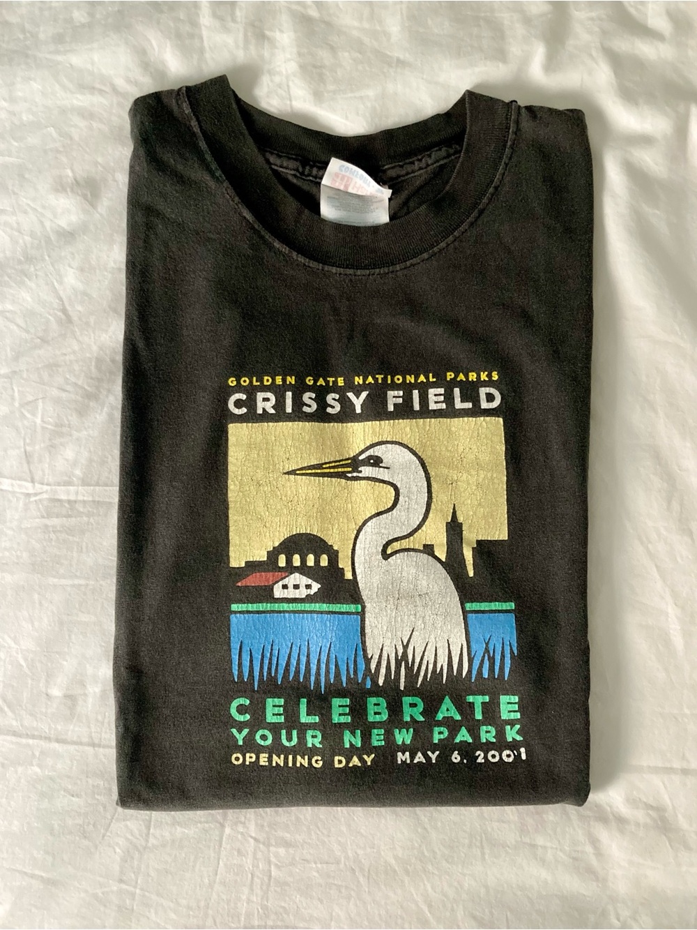 Vintage 2000s Golden Gate National Parks Crissy Field San Francisco T-shirt